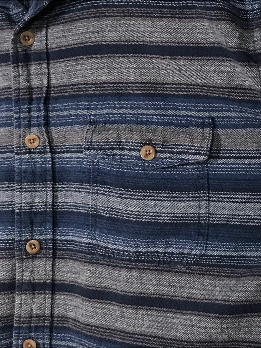 Aeropostale Men’s Navy and Gray Horizontal Stripe Button-Down Shirt - Picture 3 of 4
